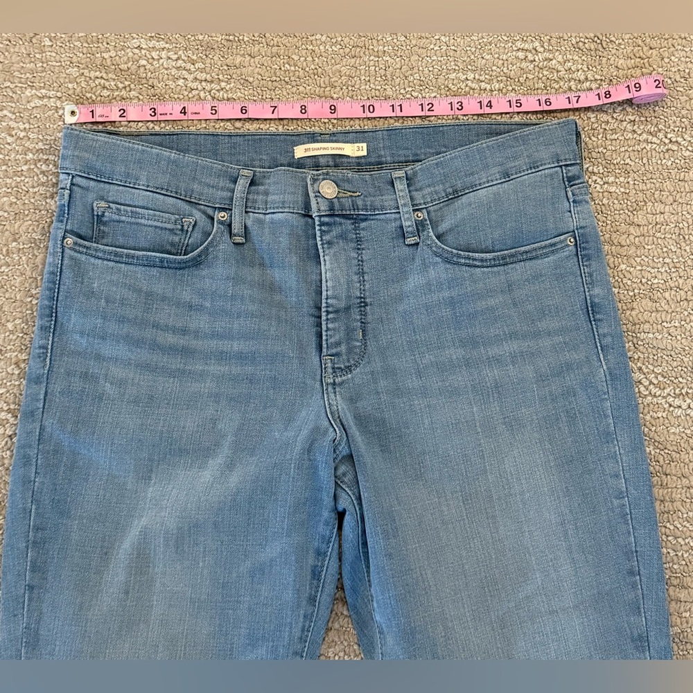 Levi’s Women's Skinny Jeans - Picture 4 of 7